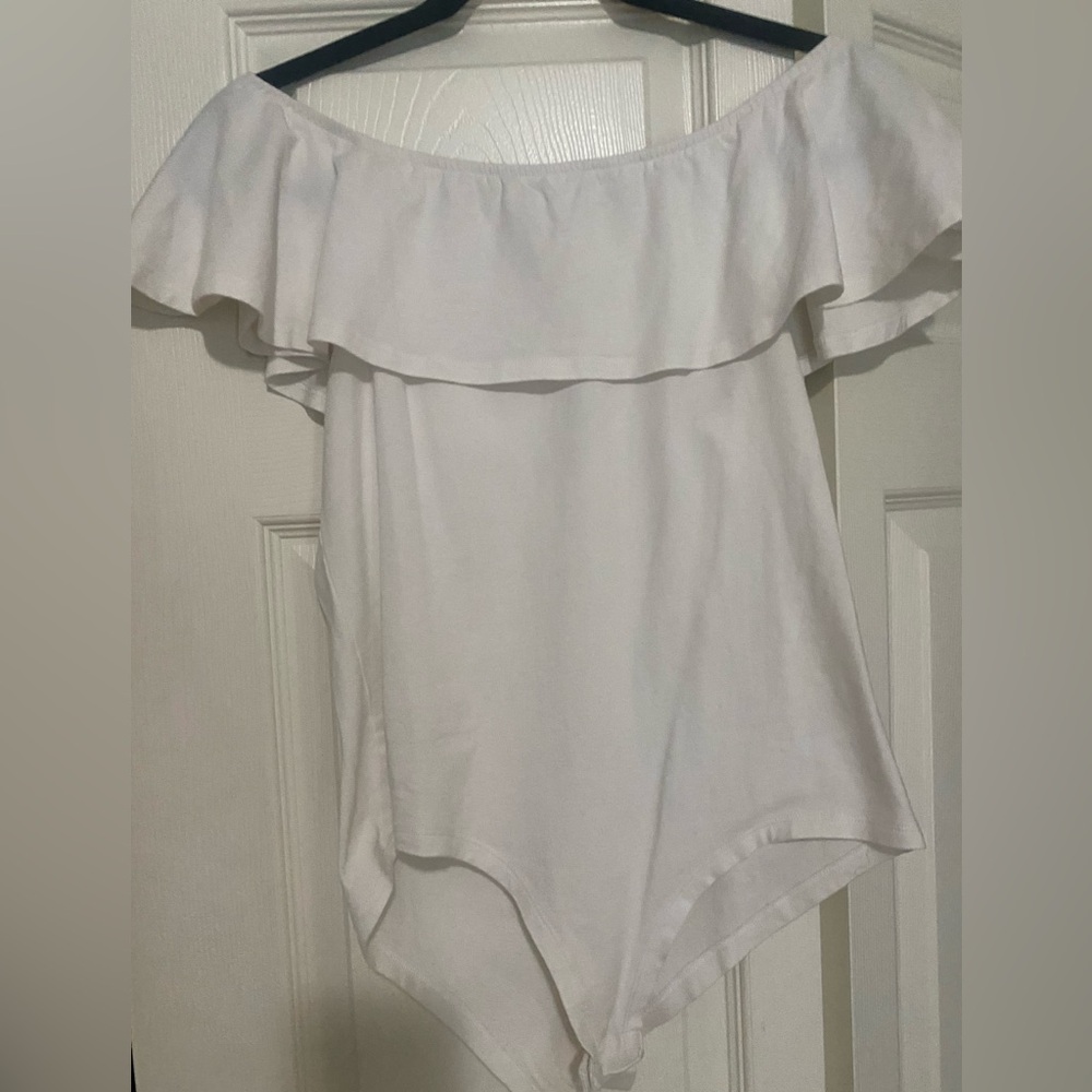 Small White Ruffle Bodysuit - Picture 2 of 2
